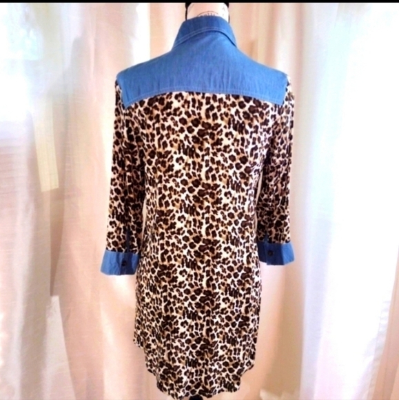 Grace & Emma Leopard Print & Denim Western Style Blouse - Picture 2 of 8